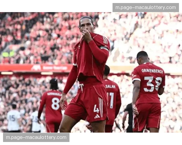 范戴克头球破门展现制空权 利物浦防线领袖稳定军心